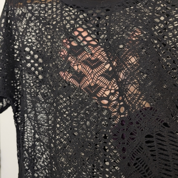 BLACK CROCHET TOP SIZE MEDIUM - Picture 2 of 3